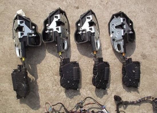 Nissan Maxima Universal Automatic Smooth Car Door Closer Vacuum Lock System